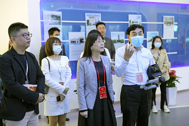 gzdt2021120102.jpg