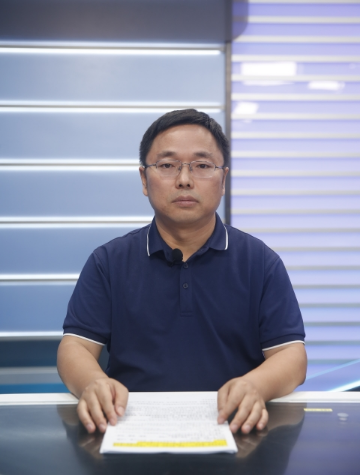 嘉宾：深圳市气象局气象预警预报处副处长博士 陈训来.jpg